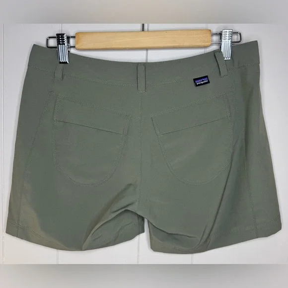 Patagonia Happy Hike 5” Inseam Stretch Shorts Womens Size 4 - Picture 2 of 9